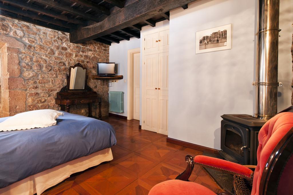 La Casa De Las Brujas Hotel Barrio  Buitenkant foto